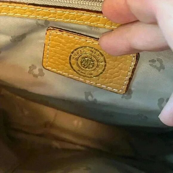 Vintage pebbled leather crossbody bag yurie Nitani classic style - Picture 9 of 10